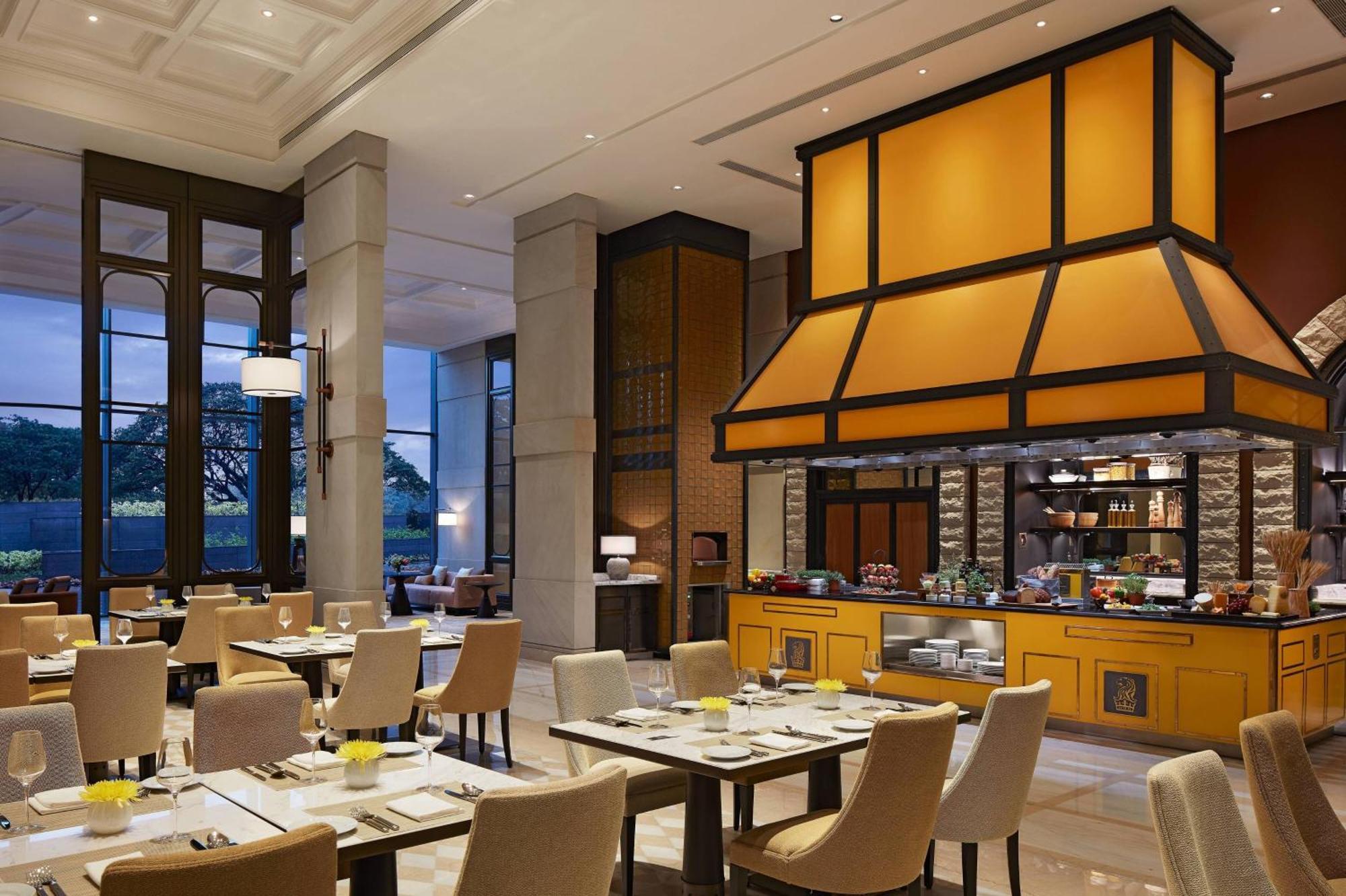 The Ritz-Carlton, Pune Eksteriør bilde