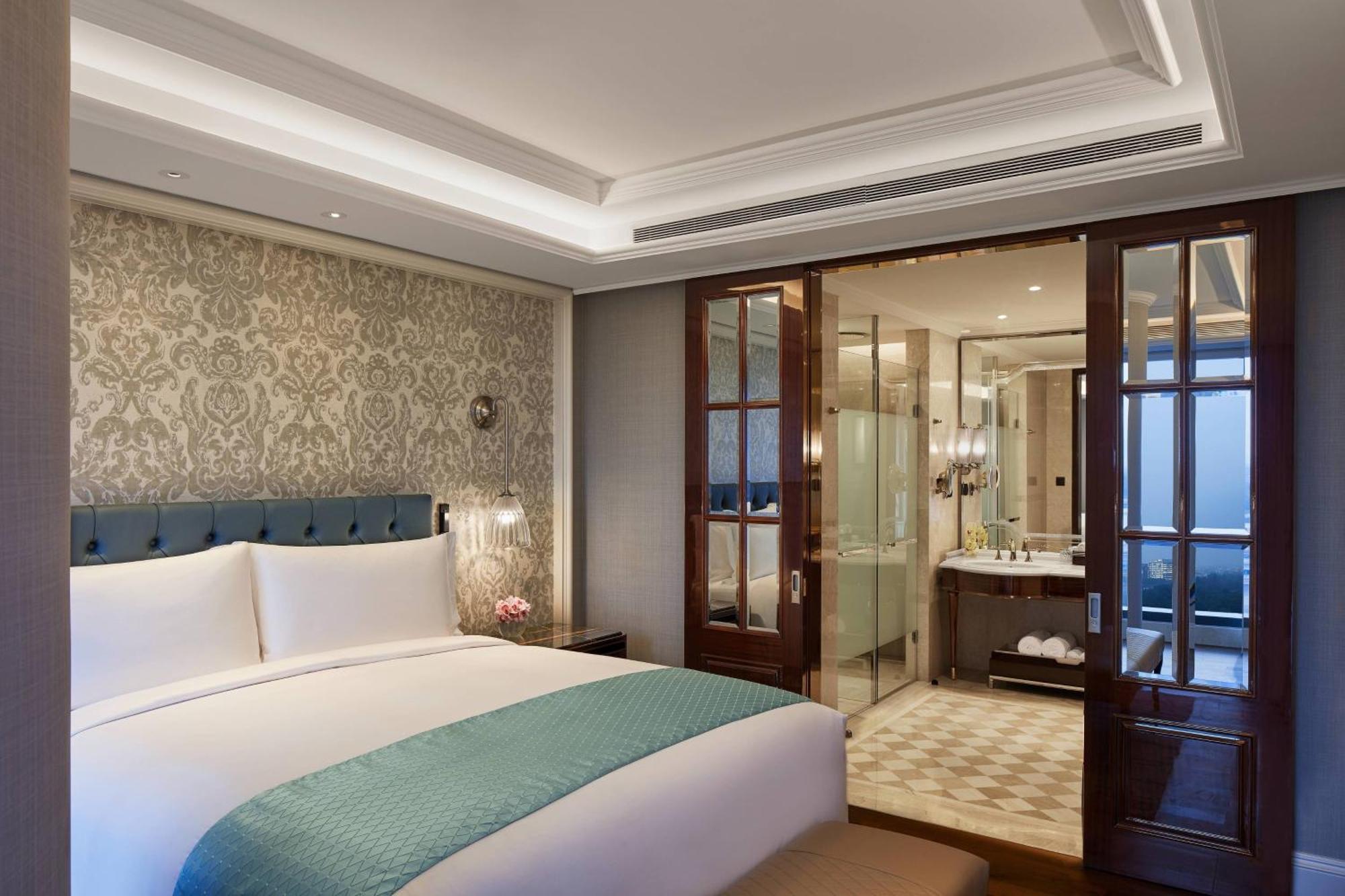 The Ritz-Carlton, Pune Eksteriør bilde