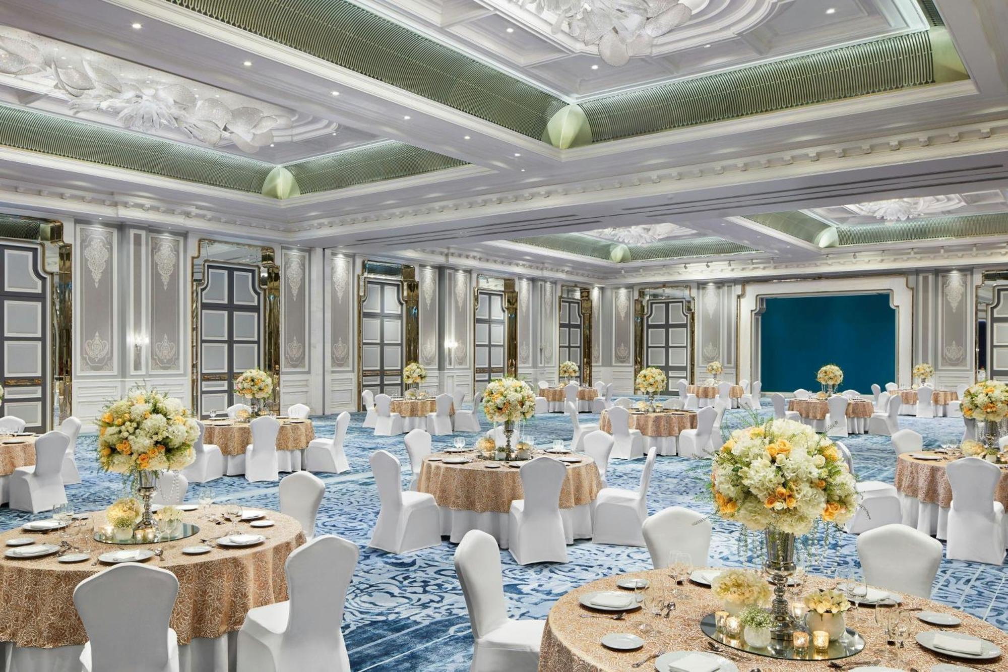 The Ritz-Carlton, Pune Eksteriør bilde