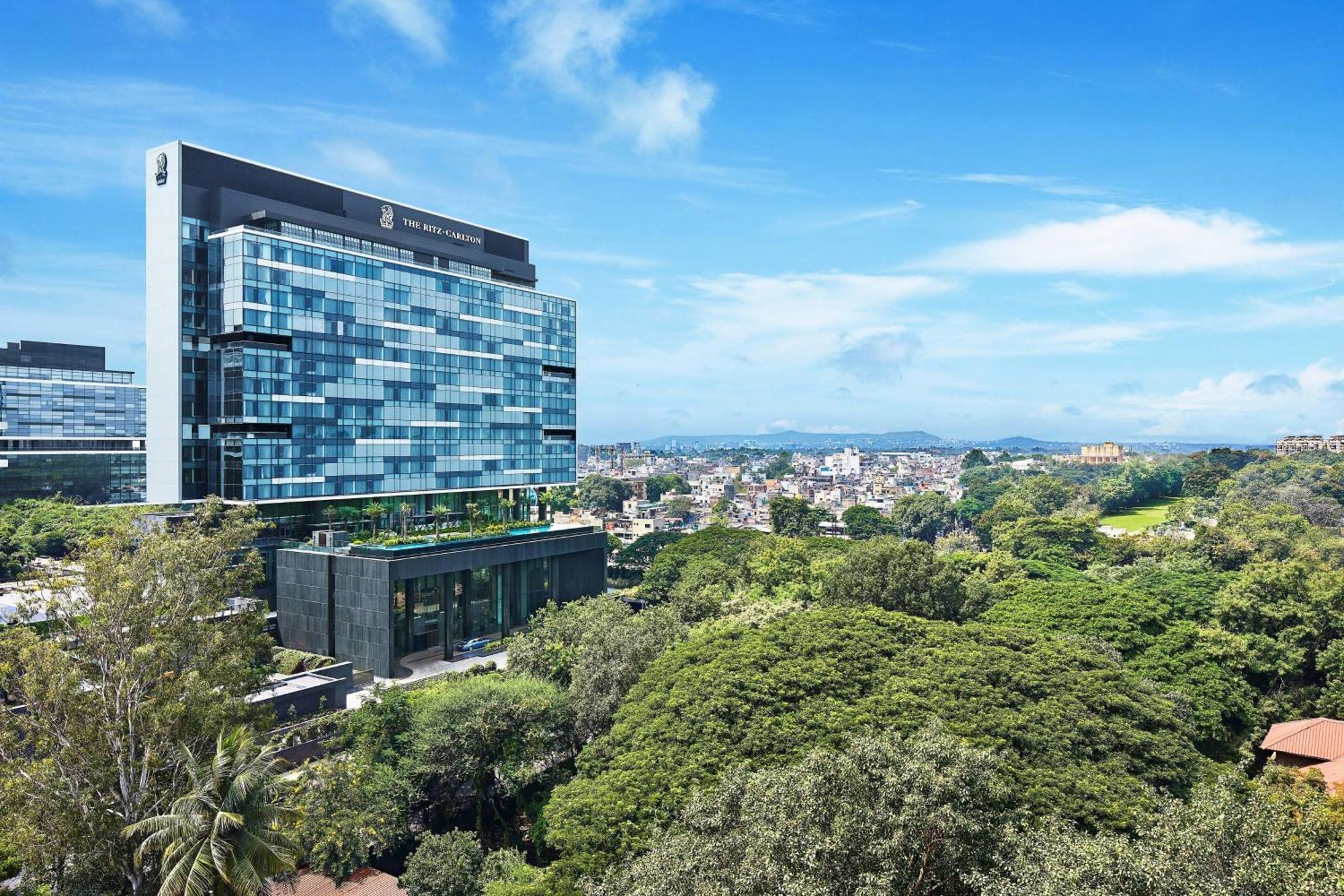 The Ritz-Carlton, Pune Eksteriør bilde